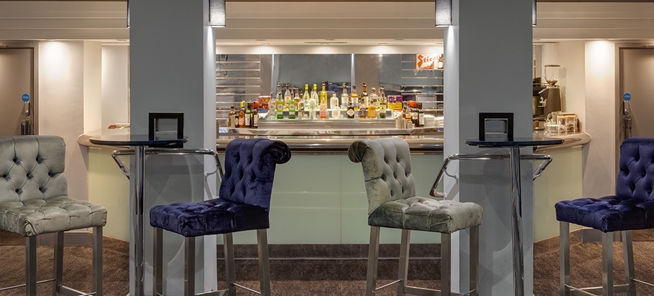 RELAX IN OUR BAR SPACES